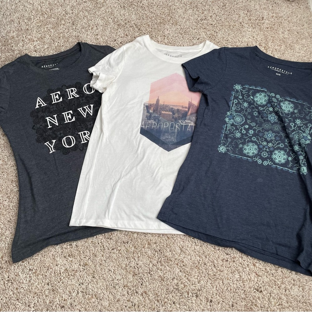 aeropostale short sleeve t-shirt bundle, size medium!